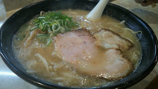 川端どさんこの大盛味噌ラーメン